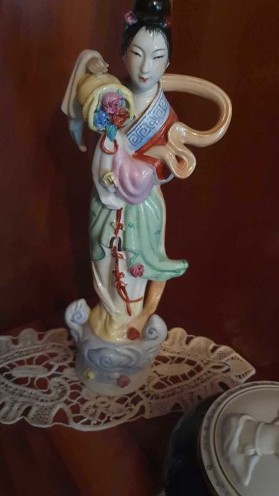 Bibelou portelan , gheisa fara defecte