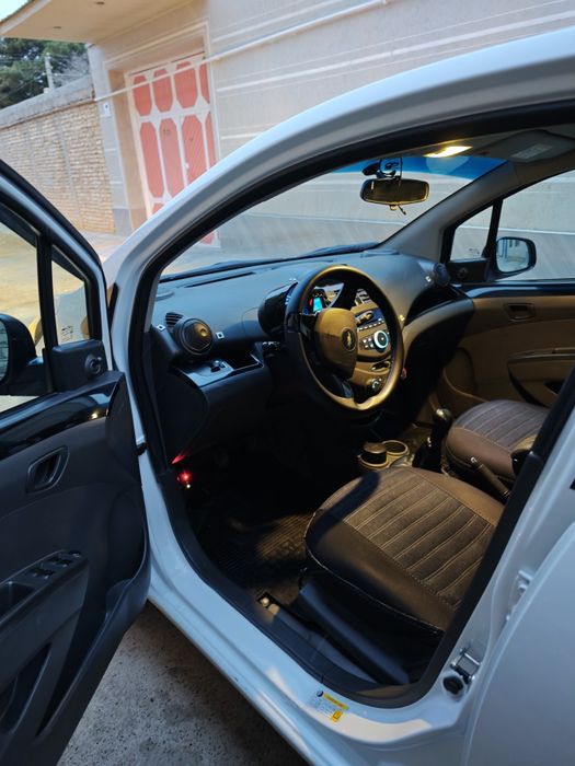 Chevrolet Spark 1.25, 2014г.