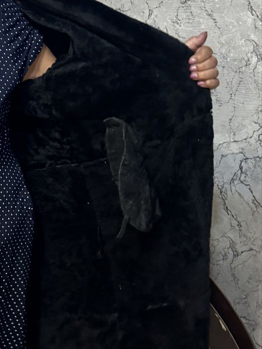 Продадим верхнюю одежду