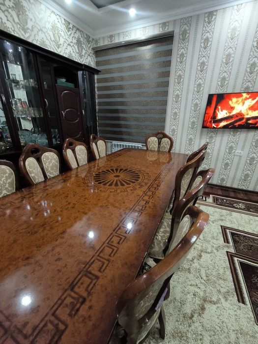 Sotiladi / Продается: Классический обеденный стол (хонтахта) и 12 стул