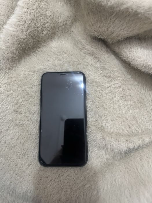 Айфон 11 состоения идеально