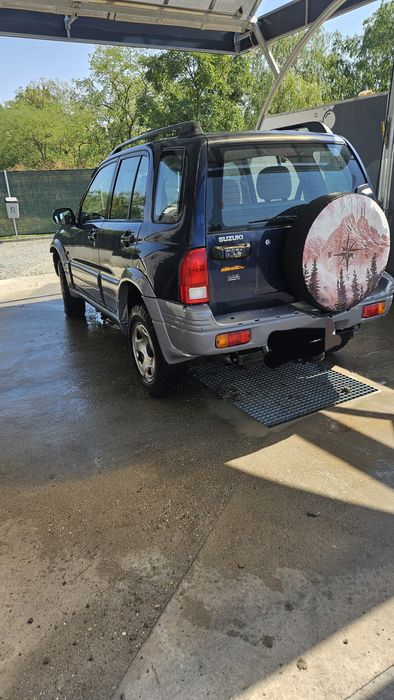 Vând suzuk grand vitara