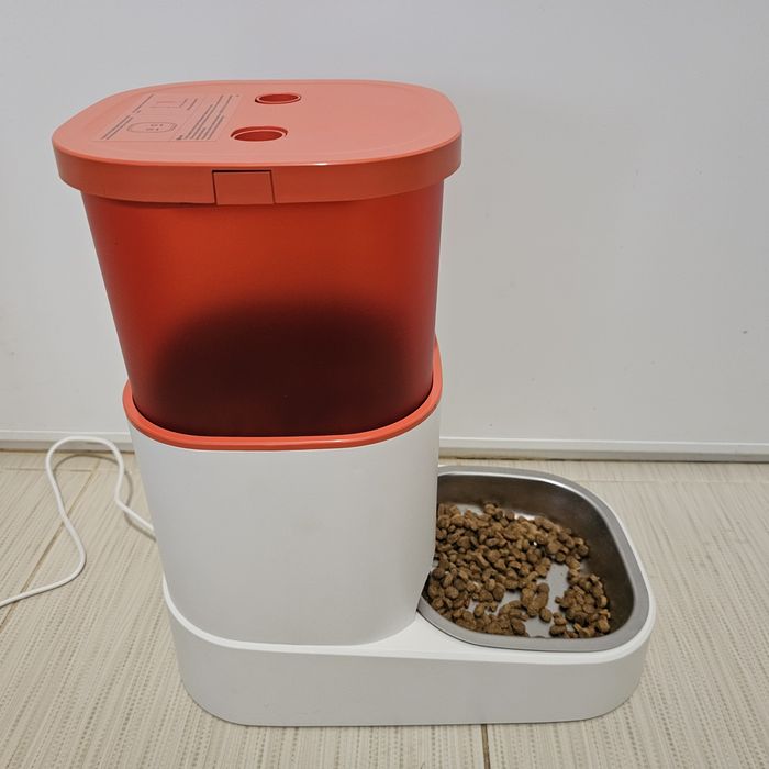 Dispenser automat pentru mancare pisici - Pawaii, Wi