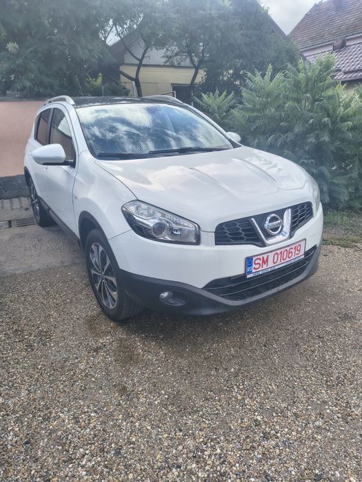 Nissan Qashqai .