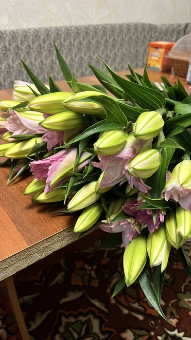 Свежайший Букет лилий