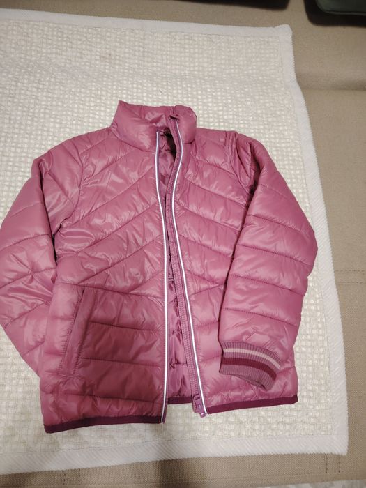 Куртки детские продам