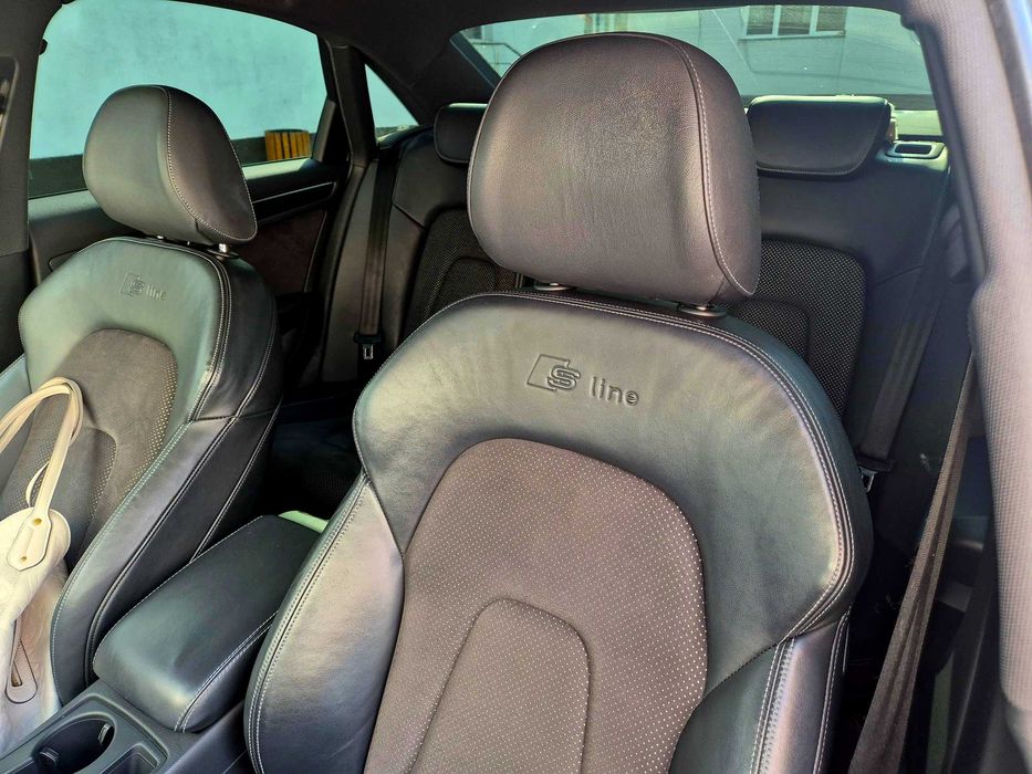 Audi A4 S-Line full