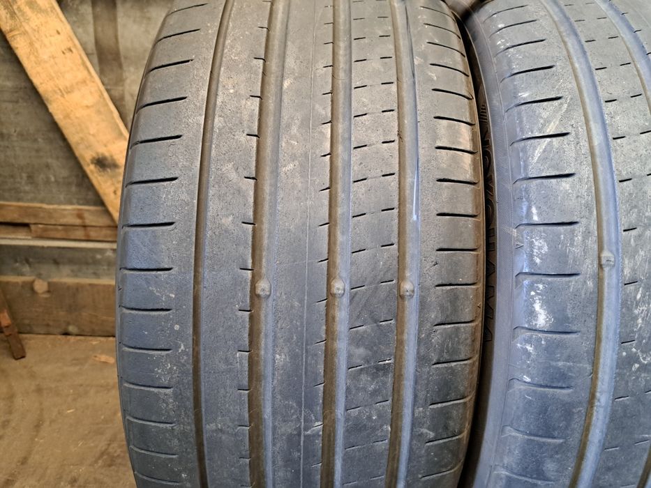 2 anvelope 275/40 R21 Yokohama 6mm