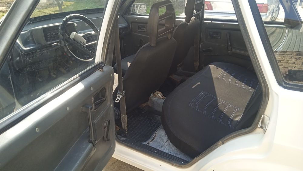 Vaz 21 09, yili 1993 sotiladi