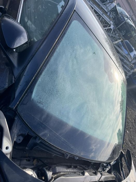 Преден прозорец за Skoda Scala 2020год с камерс за следене на линия