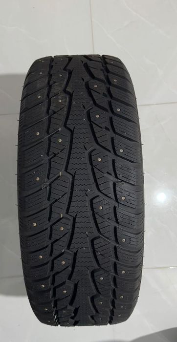 Диск с шинами зимный с шипами