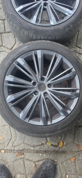 Джанти 18" 5x112 VAG Group