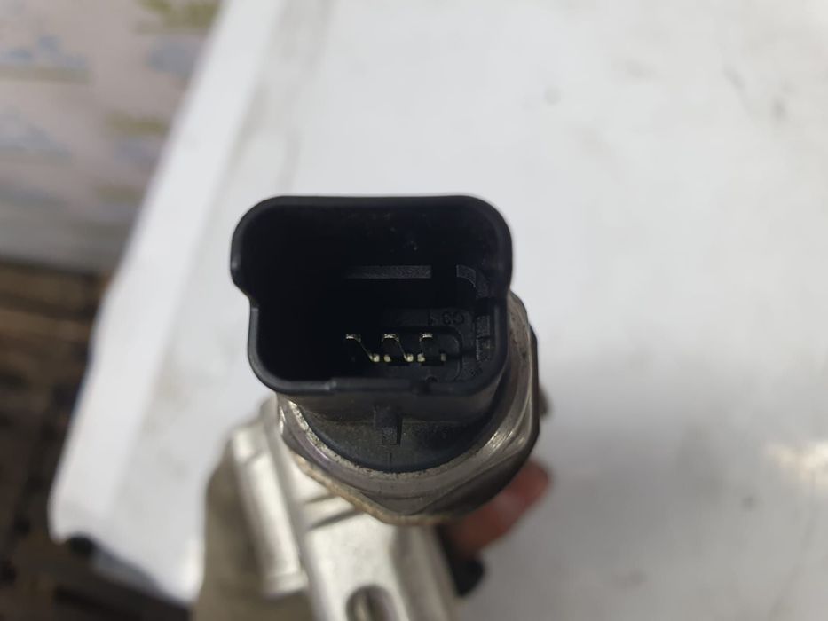 Rampa injectoare 9802438180 1.2 benzina HN01 Citroen C4 Picasso 2 [20