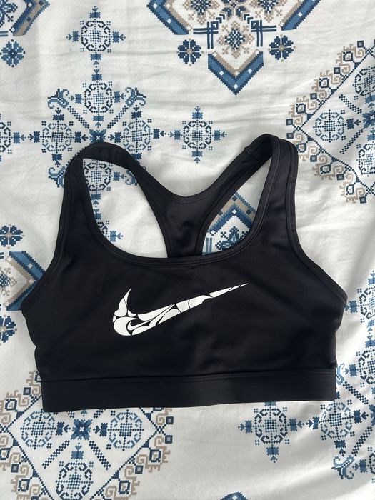 Топ - Guess, Nike, CK, Zara