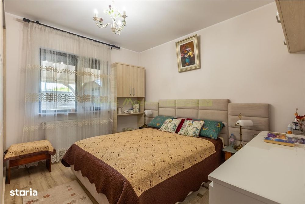Vila superba 2018 5 camere, 5,4 Mw solar system, de vanzare, Buftea
