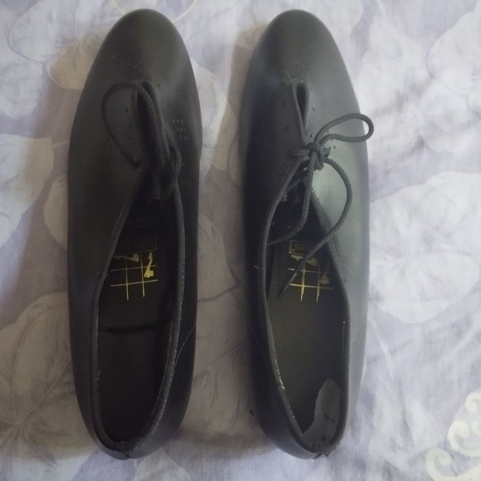 Продаю профессиональные  танцевальные   туфли