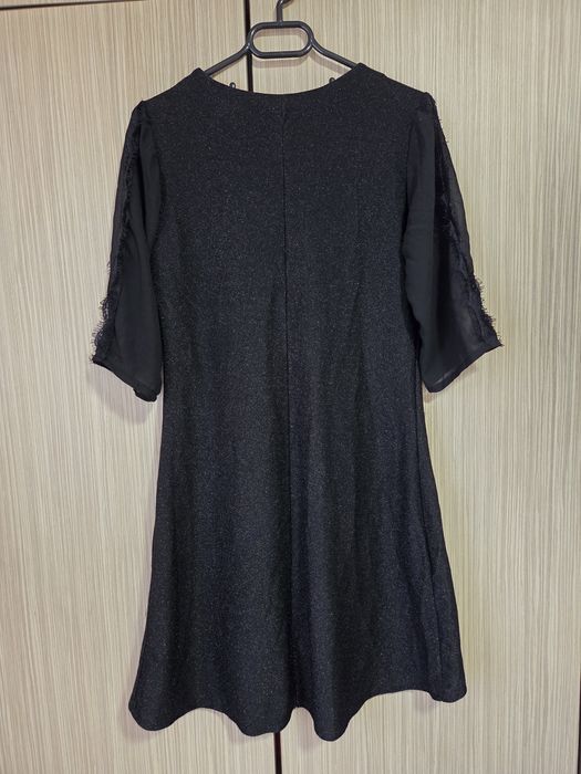 Дамска рокля  ,.