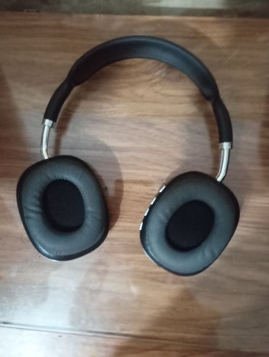 Наушник p9 качественый