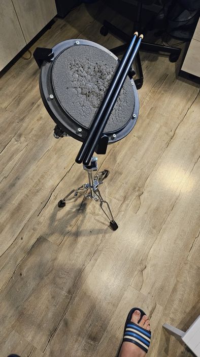 Барабани (падове)  с метална стойка