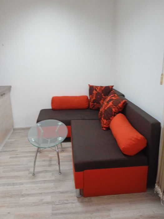 Дава се под наем Едностаен апартамент в Пловдив, Коматевски възел - 18 кв.м за 183.6 € - Снимка #2