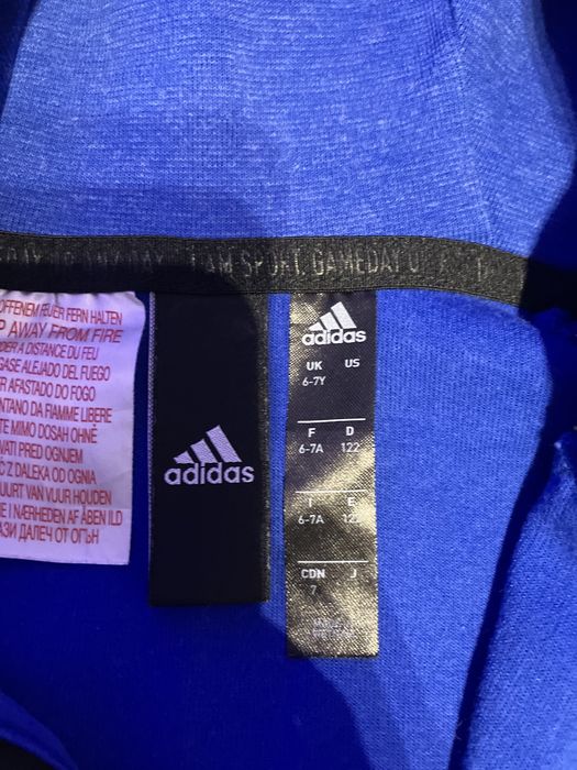 Vand bluza Adidas marimea 122 (6-7 ani)