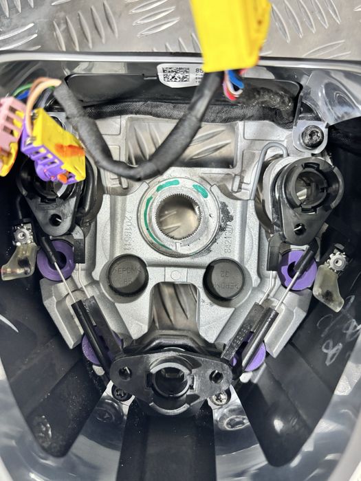 Руль Chevrolet кожанный