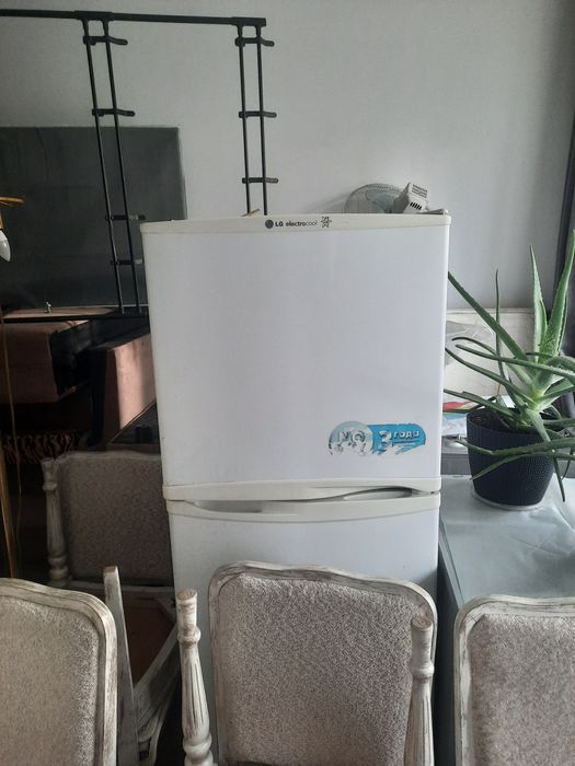 Б/У мебель и технику продам всвязи с  переездом