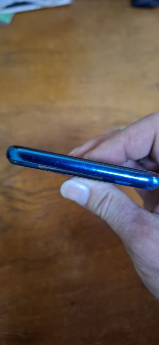 LG Q60 телефон смартфон