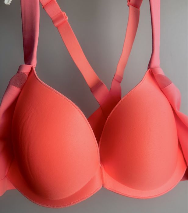 Bustiera dubla inchidere