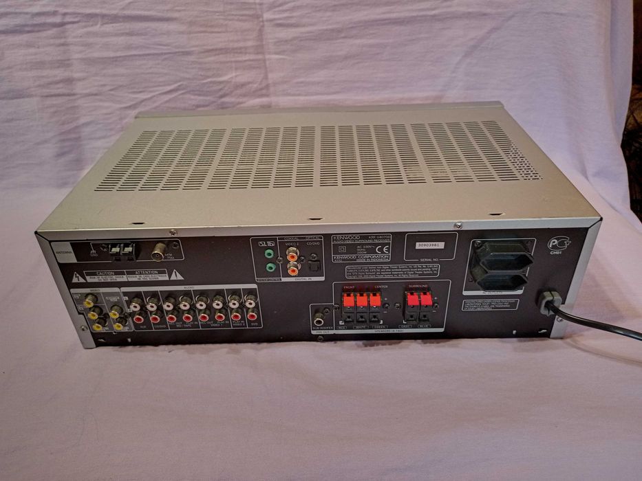 Продавам ресивър KENWOOD