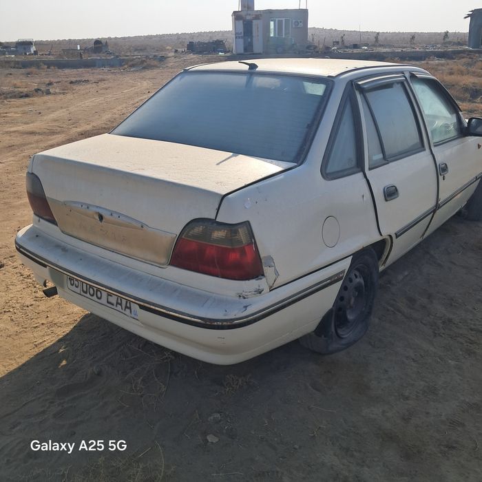 Нексия  сотилади