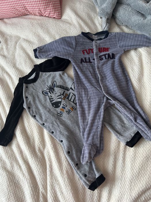 Продам пакет детских вещей..