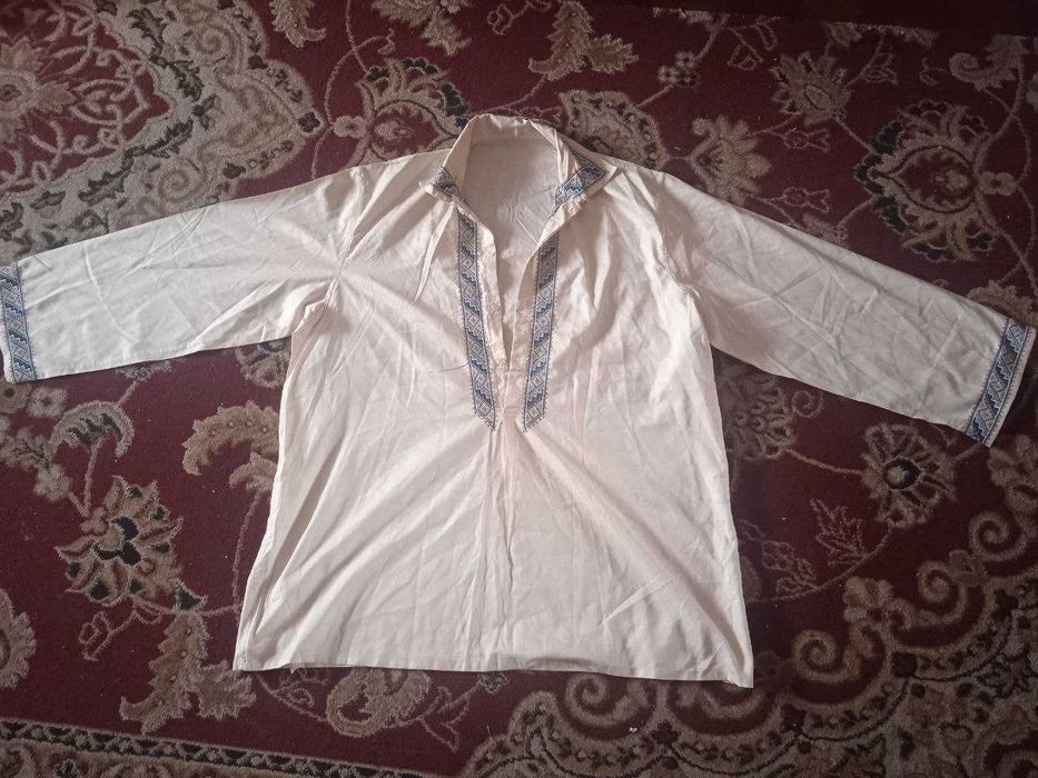 Продаю мужские финки и рубашку