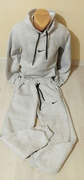 Trening baieti Nike.