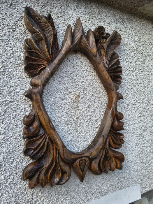 Дърворезбована рамка 60/40