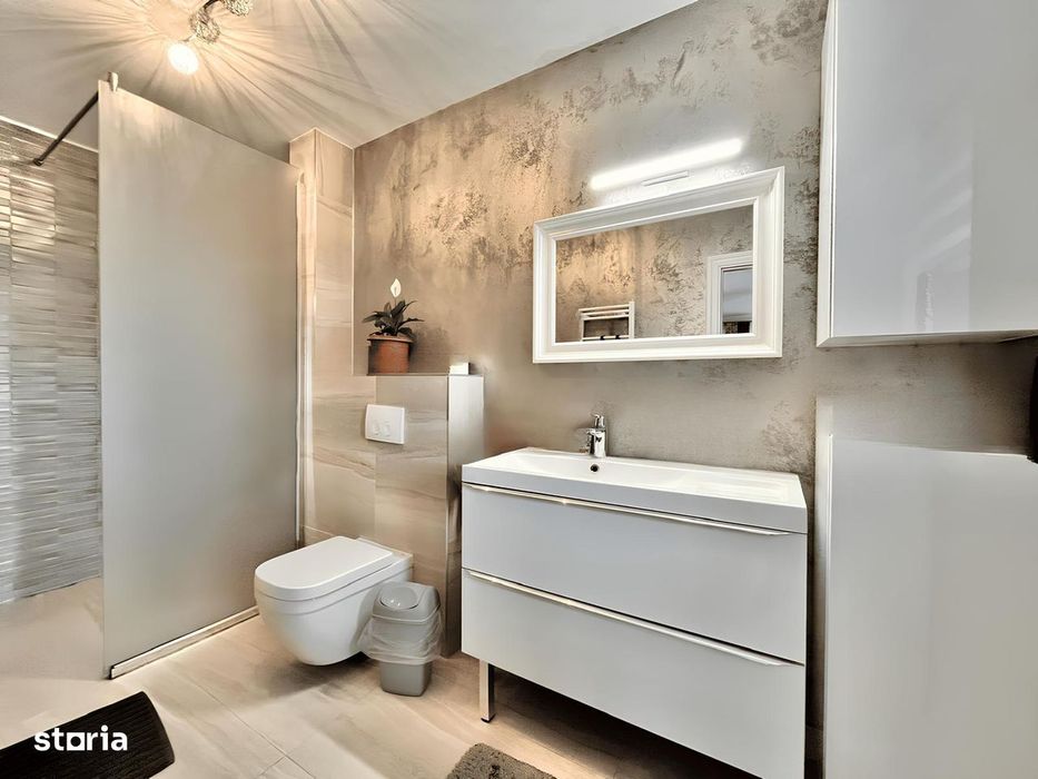 Apartament cu 4 camere de vânzare în cartierul Noua Brașov