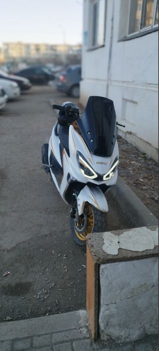 Продам Макси мопед