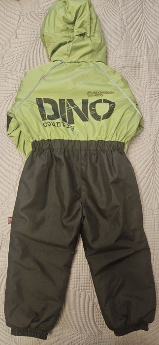 Продам комбинезон для мальчика
