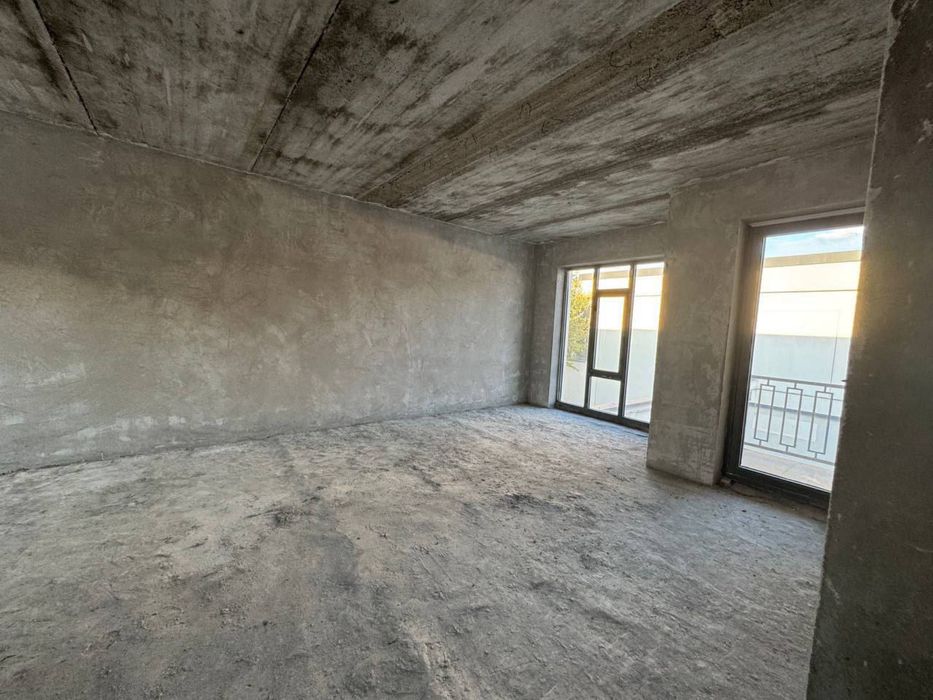 Коттедж  2.27 соток Парк Локомотив , Экобазар. Кадастр есть