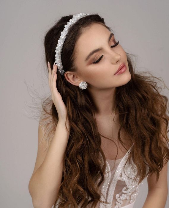 Сватбена диадема бяла с перли и мъниста и обеци