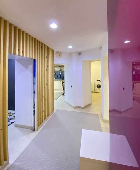 Продава се Тристаен апартамент в София, Оборище - 94 кв.м за 2128 €/кв.м - Снимка #2