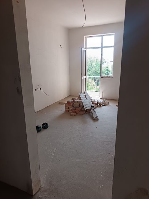 2 хонали уй сотилади фаргонани сентиридан