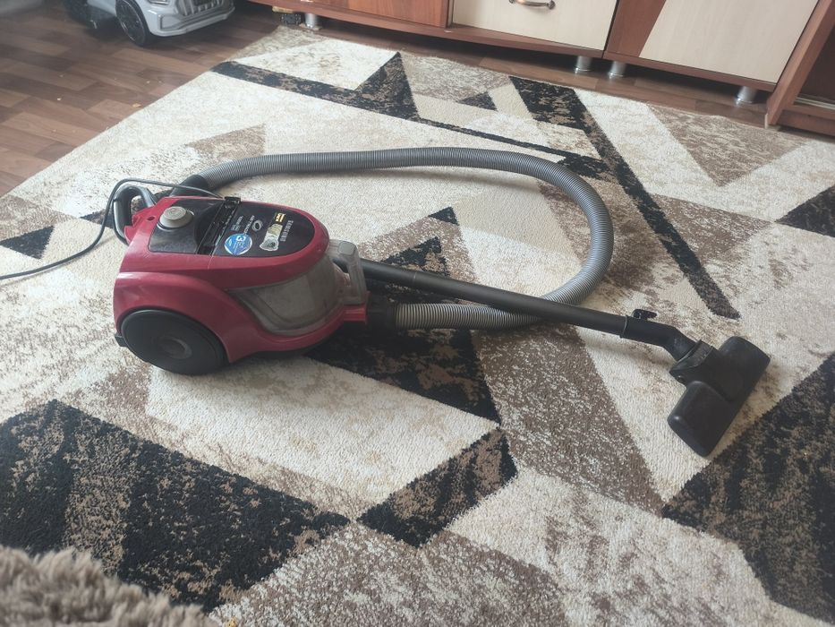 Продам пылесос Самсунг