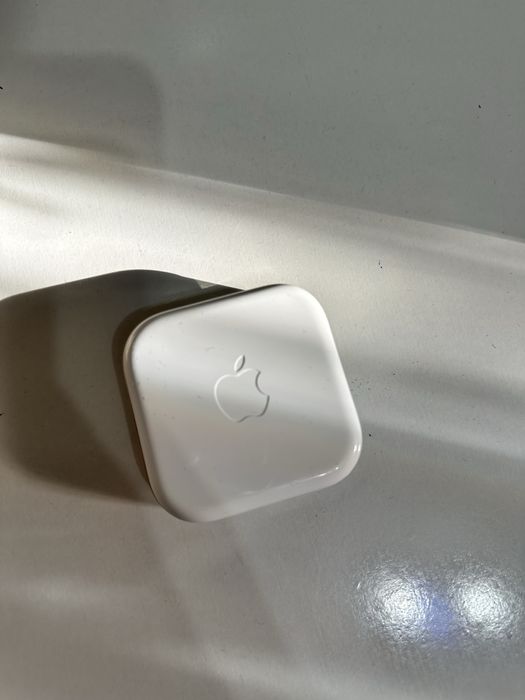 Продаются оригинальные наушники EarPods