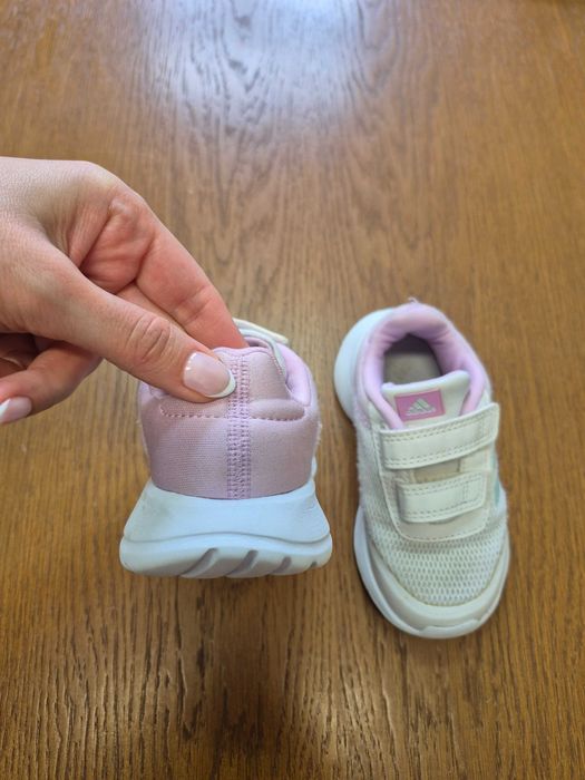 Детските маратонки Adidas