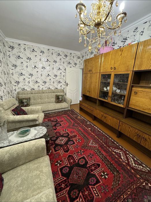 Вторичка Максим Горький 3/4/4 Средний ремонт 70м2 балкон 2х6