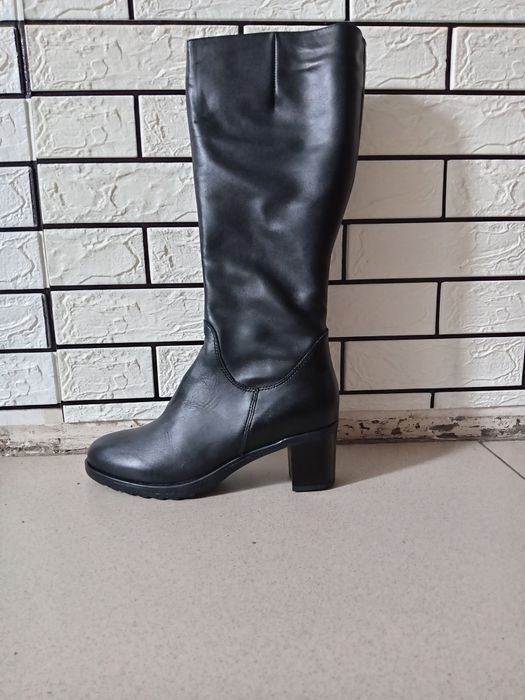 Продам не дорого военные вещи