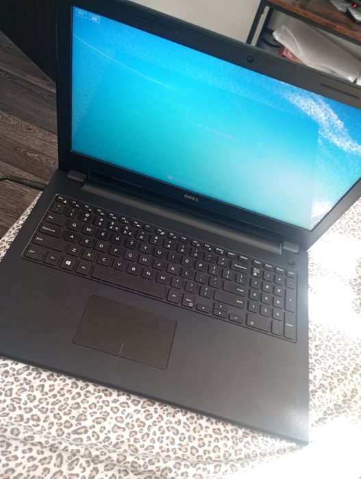 Laptop dell 4 GB RAM