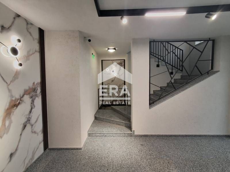 Продава се Двустаен апартамент в Варна, Кайсиева градина - 73 кв.м за 908 €/кв.м - Снимка #4