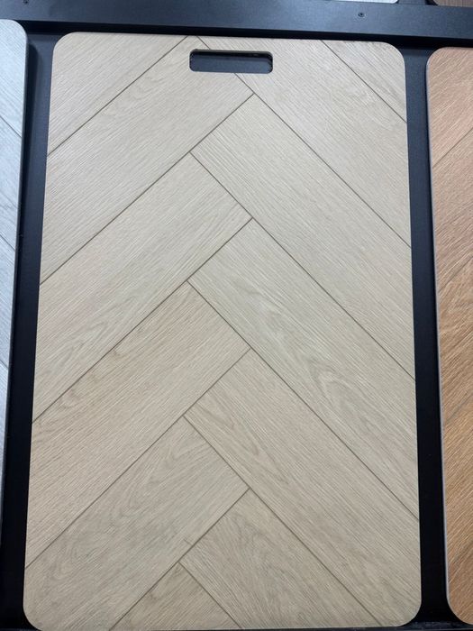 Ламинат ёлочка. Со склада